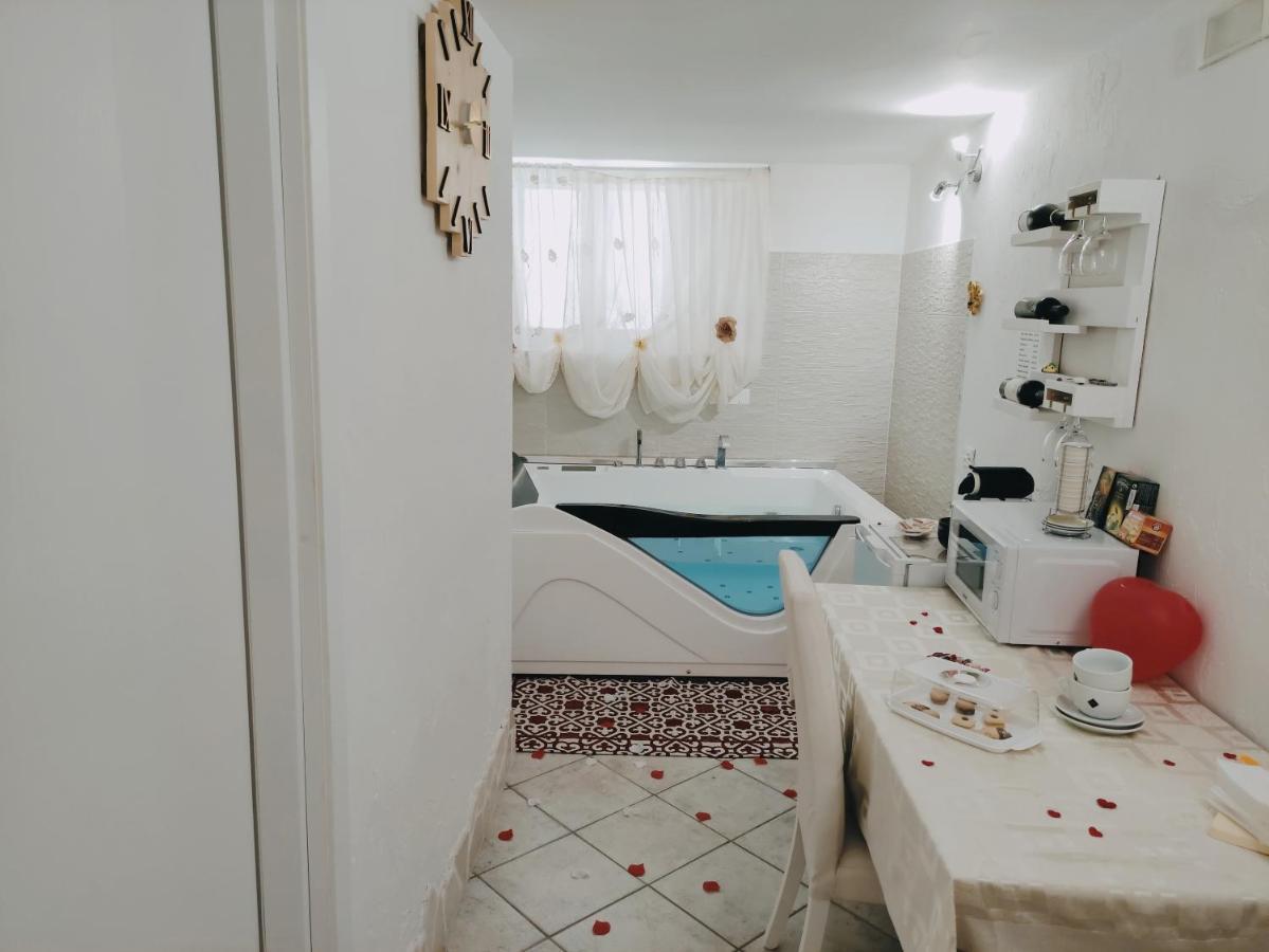 26 Suite Home Ostuni Exterior photo
